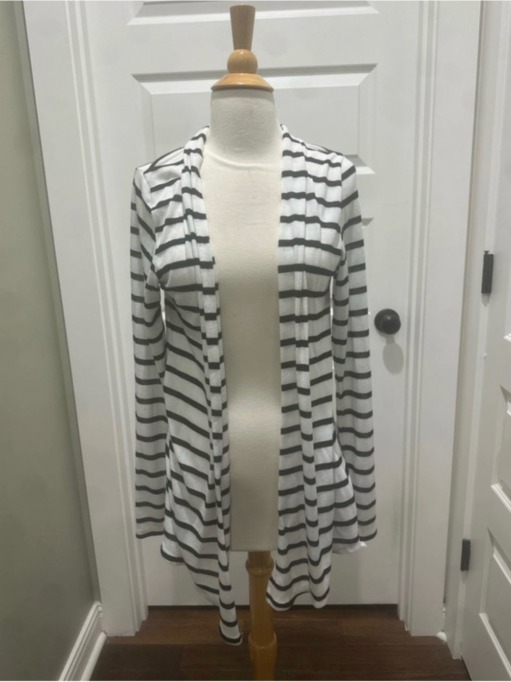 Mix It Open-Front Striped Cardigan - White & Black